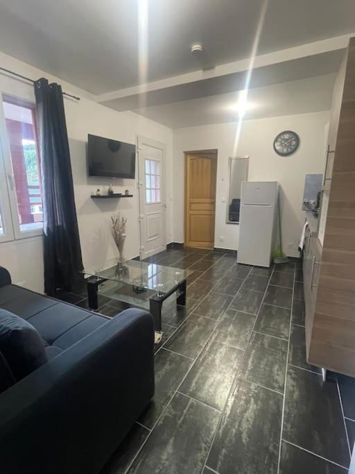 Apartamento L8 - Villiers-Le-Bel Proche Roissy & Paris Exterior foto
